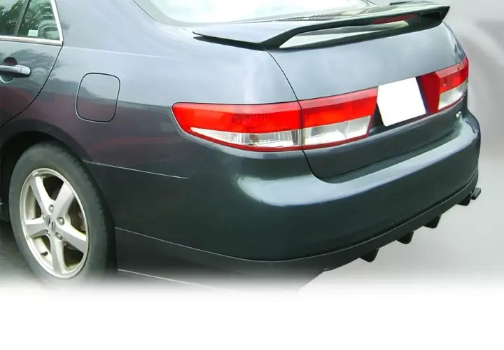 Spoiler Honda Accord - Zwiększ stabilność i styl swojego auta