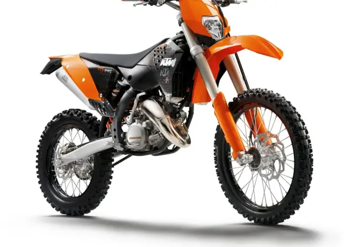 Jakie enduro kupić? Sprawdź modele, które nie zawiodą oczekiwań