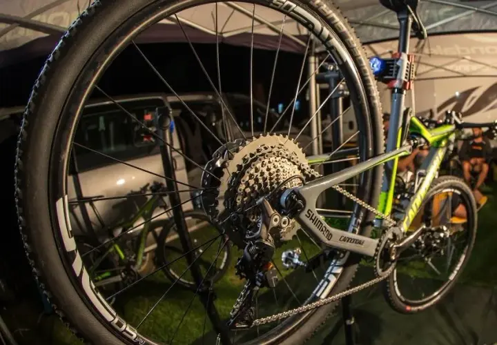 Jak zrobić tuning roweru, aby poprawić wydajność i wygląd