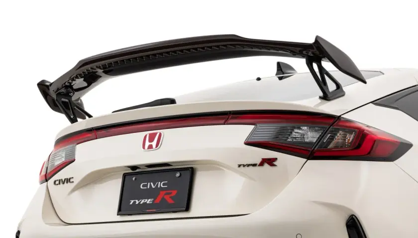 Jak spoiler honda civic może poprawić wygląd i osiągi twojego auta